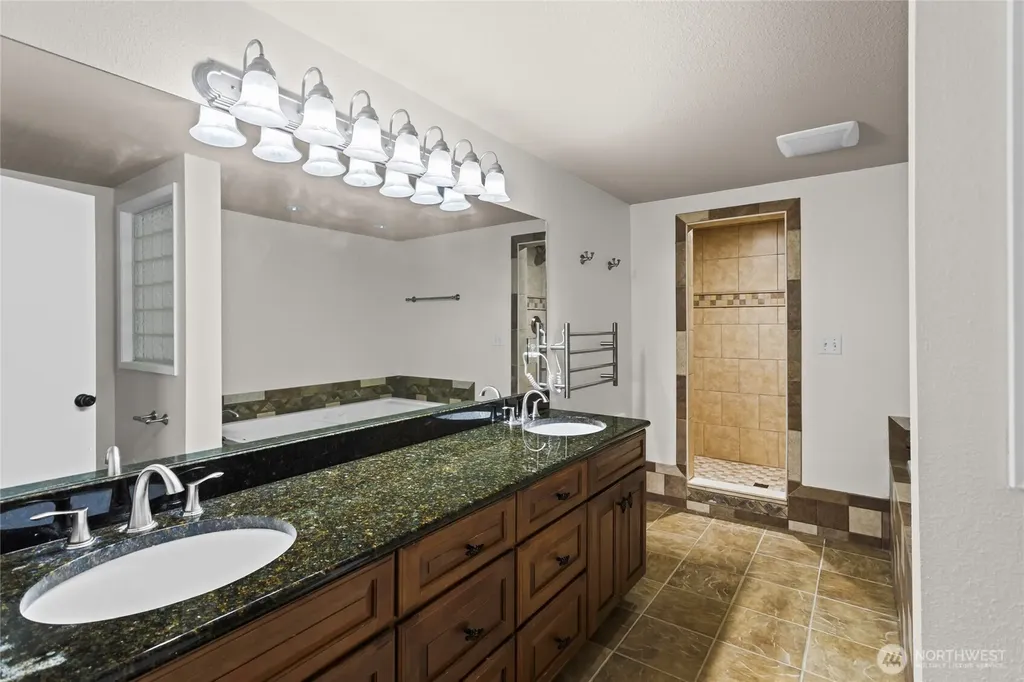 1 Beach Lane SW Lakewood WA 98498