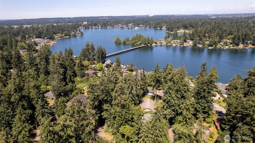 1 Beach Lane SW Lakewood WA 98498