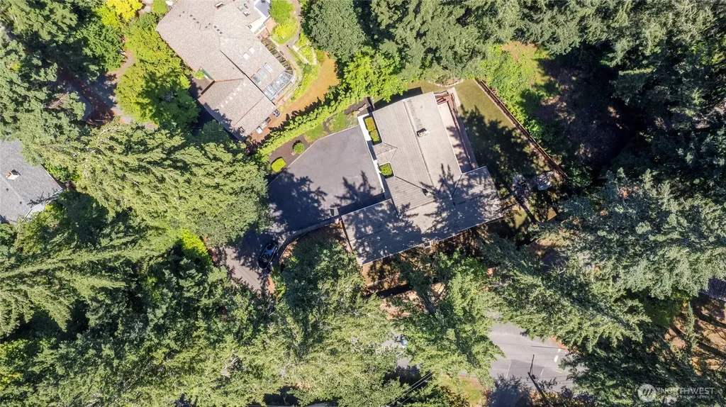 1 Beach Lane SW Lakewood WA 98498