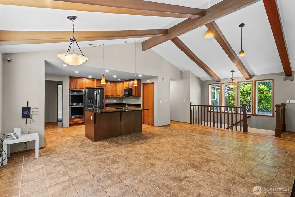 1 Beach Lane SW Lakewood WA 98498