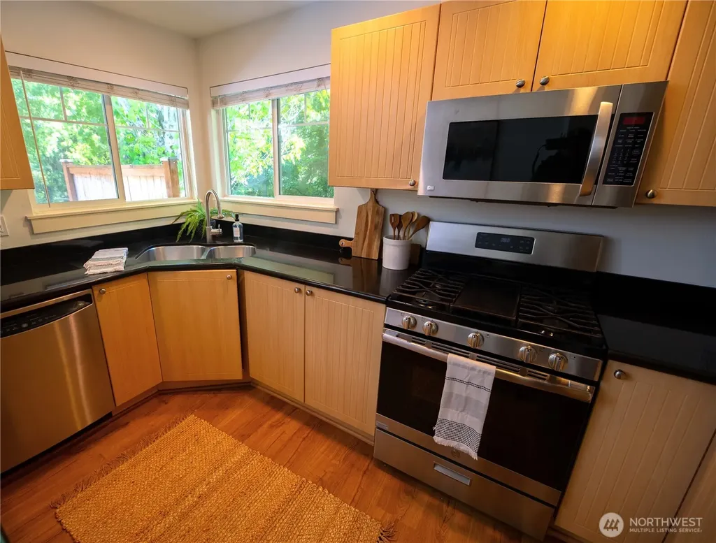 8350 NE 140th Street Kirkland WA 98034