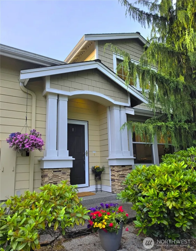 8350 NE 140th Street Kirkland WA 98034