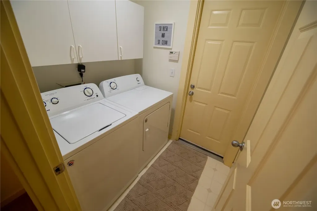 8350 NE 140th Street Kirkland WA 98034