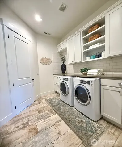 2858 SE Falcon View Drive East Wenatchee WA 98802