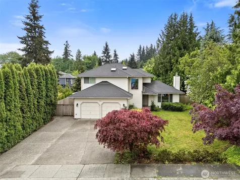 816 151st Place SW Lynnwood WA 98087