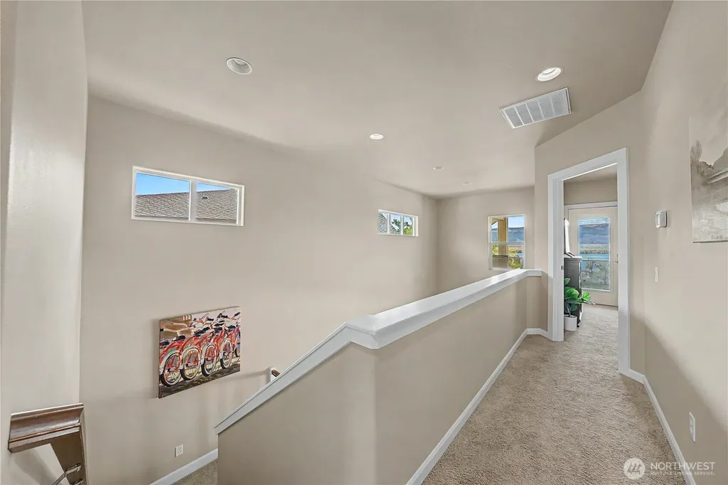 23518 Sunserra Loop NW Quincy WA 98848