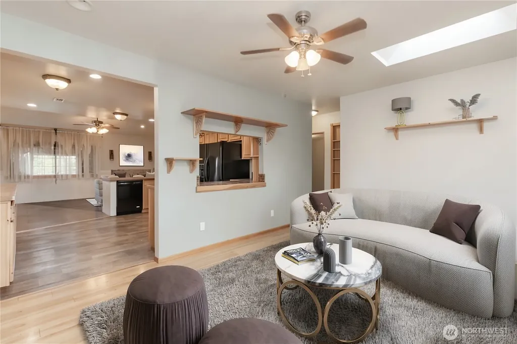 10210 Villa Lane SW Lakewood WA 98499