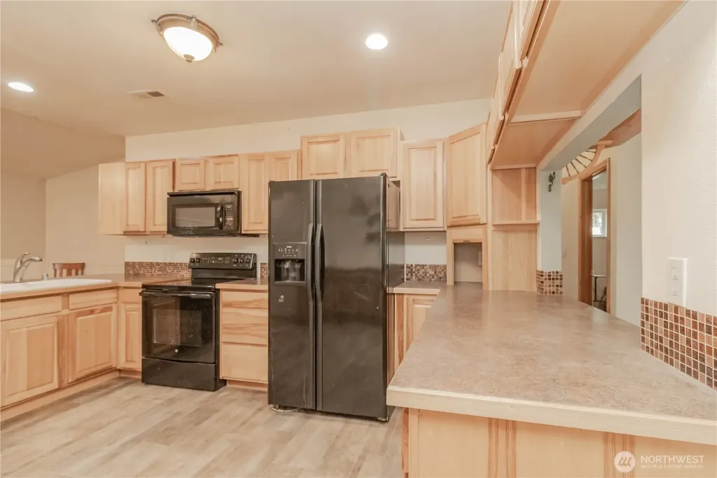 10210 Villa Lane SW Lakewood WA 98499