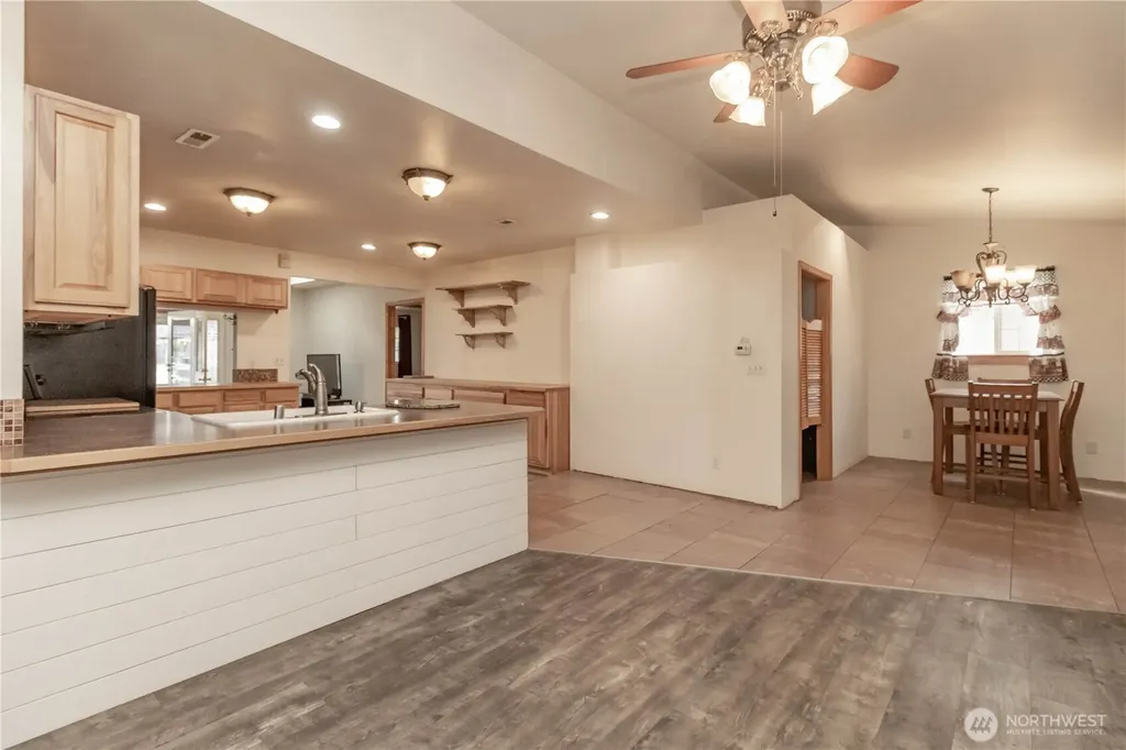 10210 Villa Lane SW Lakewood WA 98499