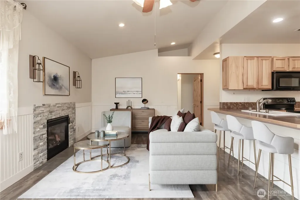 10210 Villa Lane SW Lakewood WA 98499