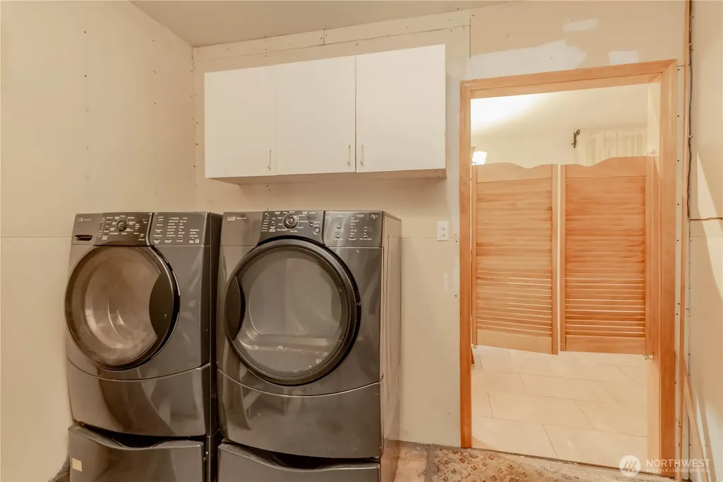10210 Villa Lane SW Lakewood WA 98499