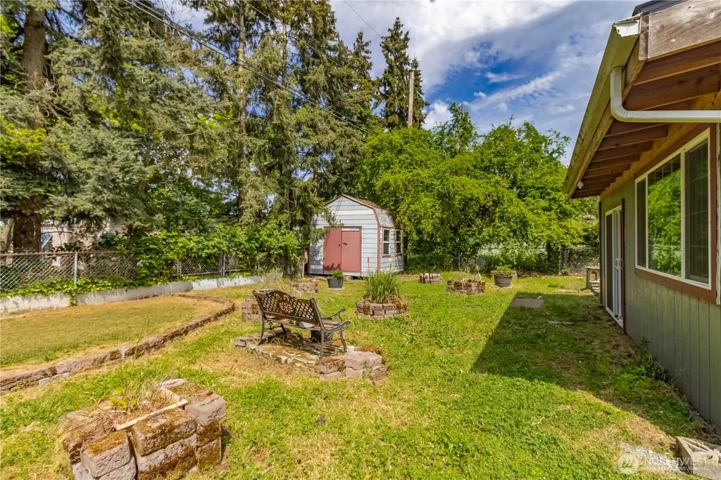 10210 Villa Lane SW Lakewood WA 98499