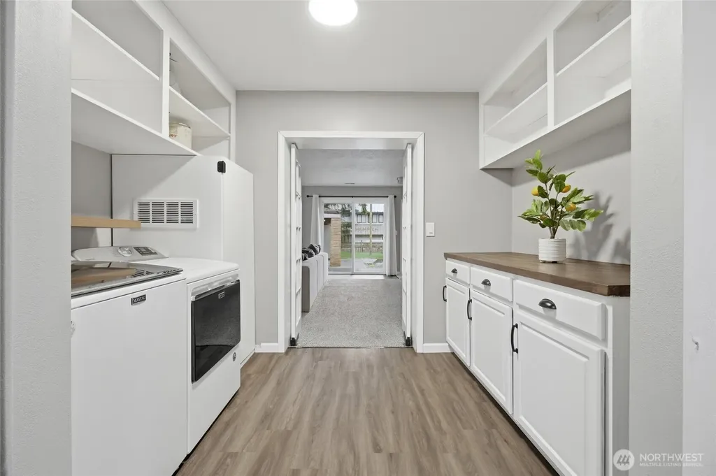 7715 236th Street SW Edmonds WA 98026