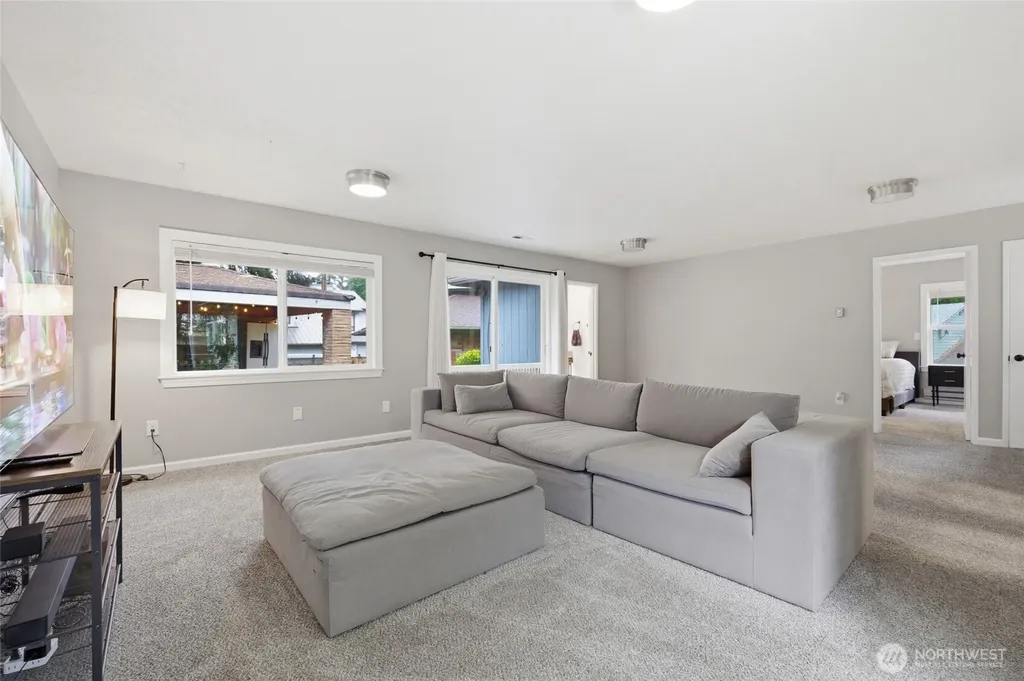 7715 236th Street SW Edmonds WA 98026