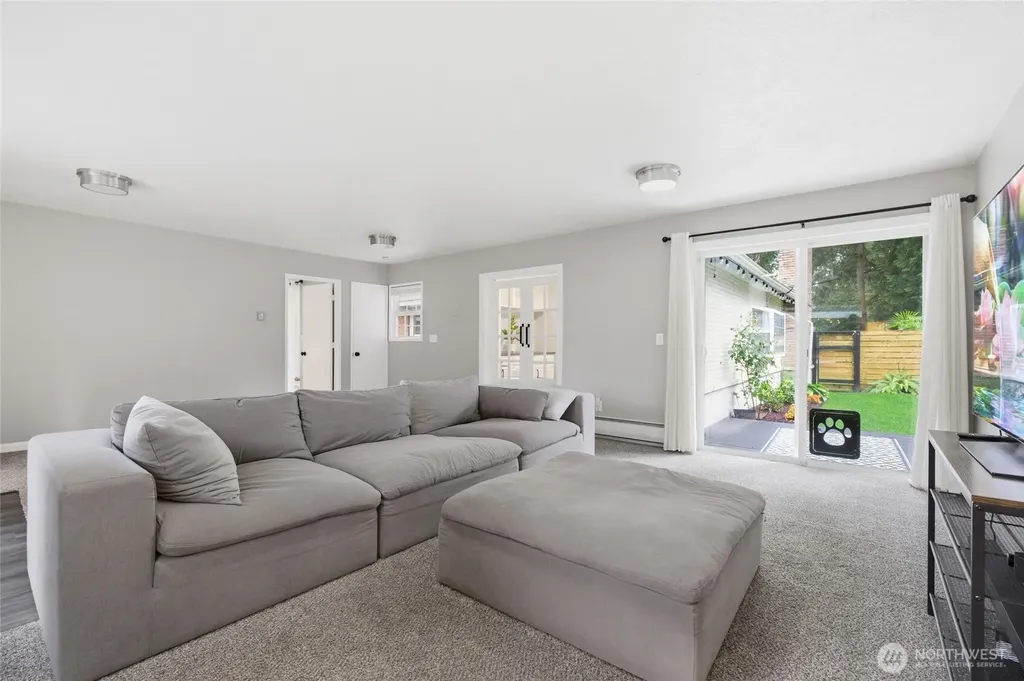 7715 236th Street SW Edmonds WA 98026