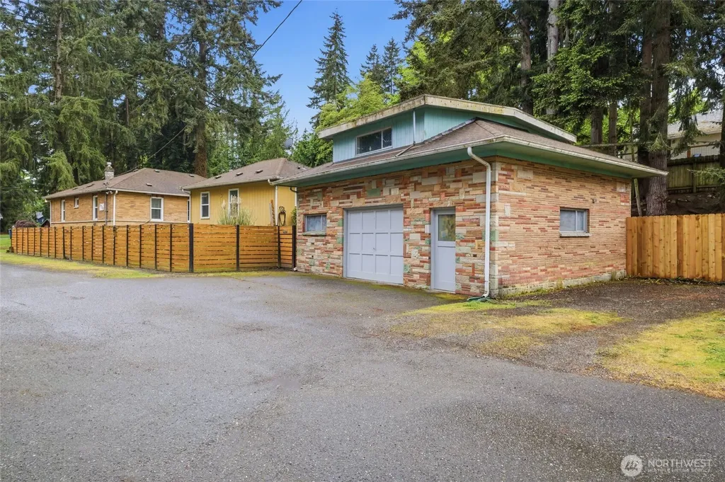 7715 236th Street SW Edmonds WA 98026