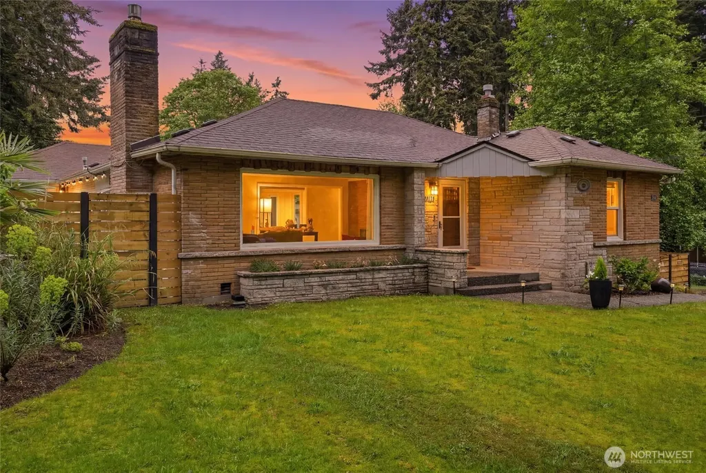 7715 236th Street SW Edmonds WA 98026