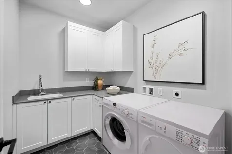 1606 146th Avenue SE Bellevue WA 98007