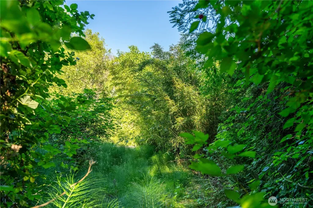 0 Heggeness Road Clinton WA 98236