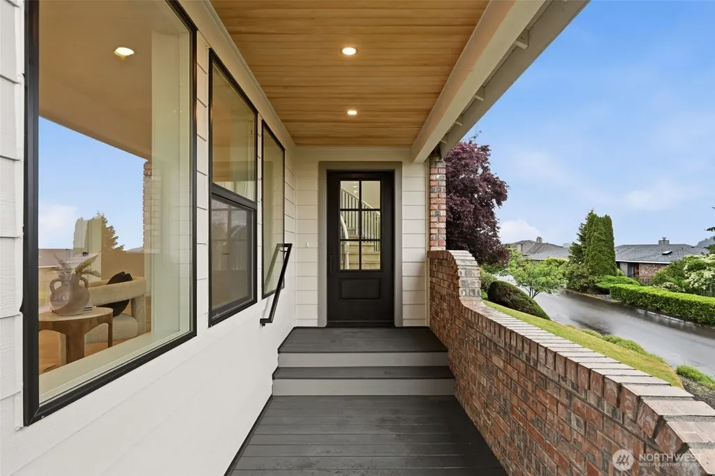 57 Chapman Loop Steilacoom WA 98388