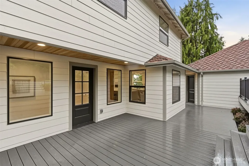 57 Chapman Loop Steilacoom WA 98388