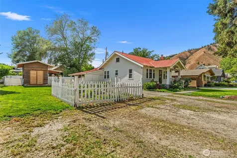 115 Riverfront Drive Cashmere WA 98815