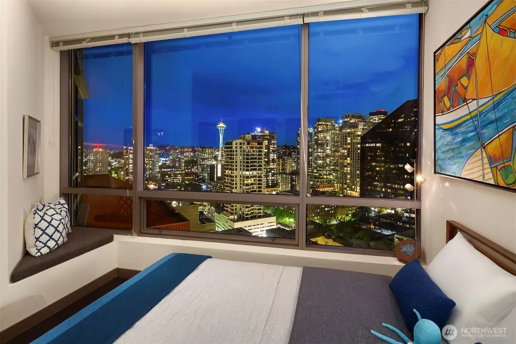2033 2nd Avenue Seattle WA 98121