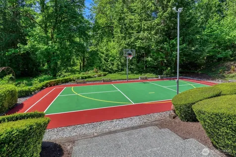 14225 248th Place SE Issaquah WA 98027