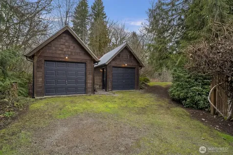 18904 233rd Avenue NE Woodinville WA 98077