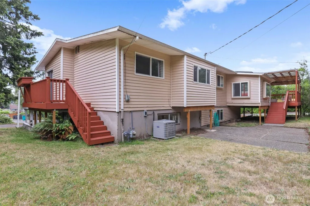 7017 NE 2nd Avenue Vancouver WA 98665