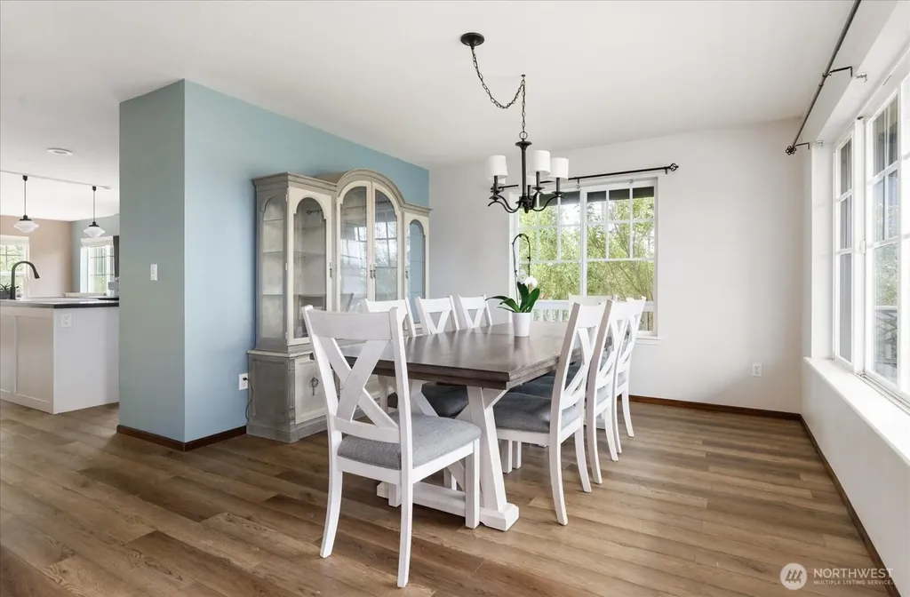 1958 SW Rock Rose Drive Oak Harbor WA 98277