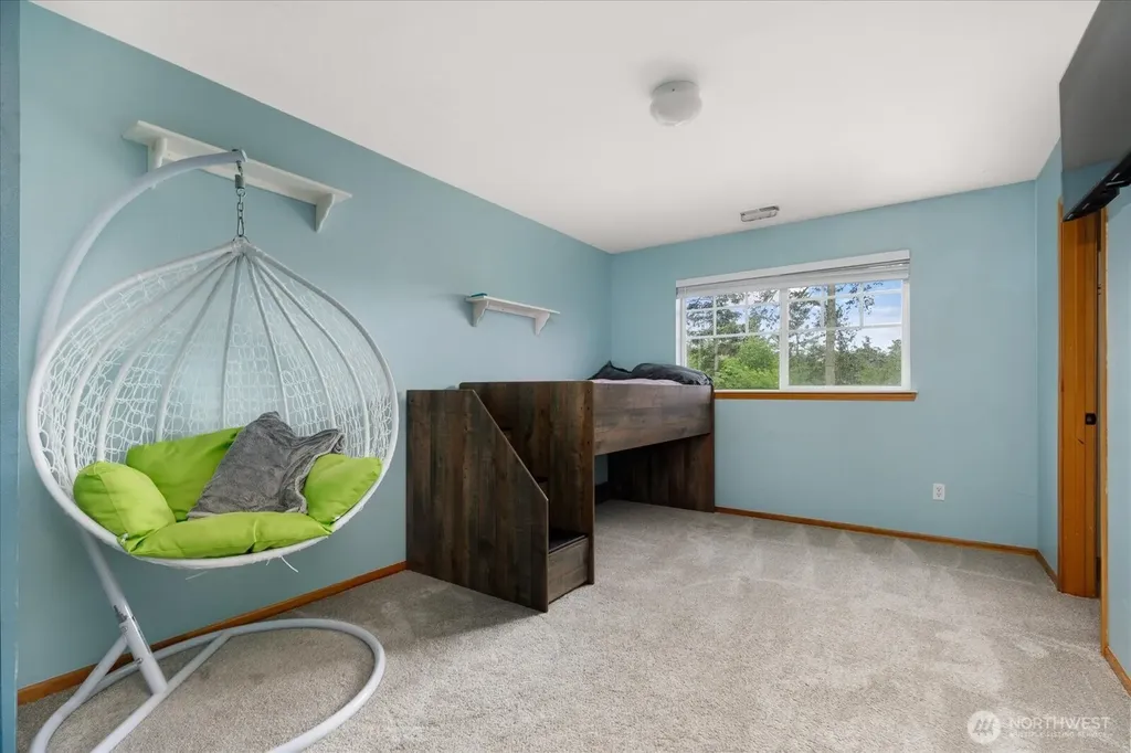 1958 SW Rock Rose Drive Oak Harbor WA 98277