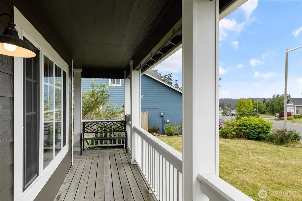 1958 SW Rock Rose Drive Oak Harbor WA 98277