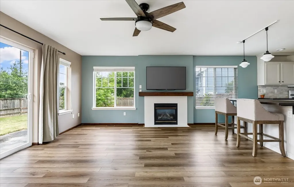 1958 SW Rock Rose Drive Oak Harbor WA 98277