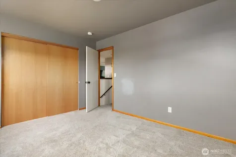 1958 SW Rock Rose Drive Oak Harbor WA 98277