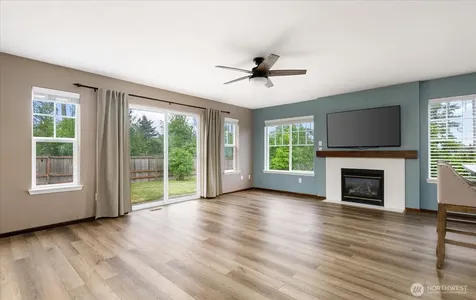 1958 SW Rock Rose Drive Oak Harbor WA 98277