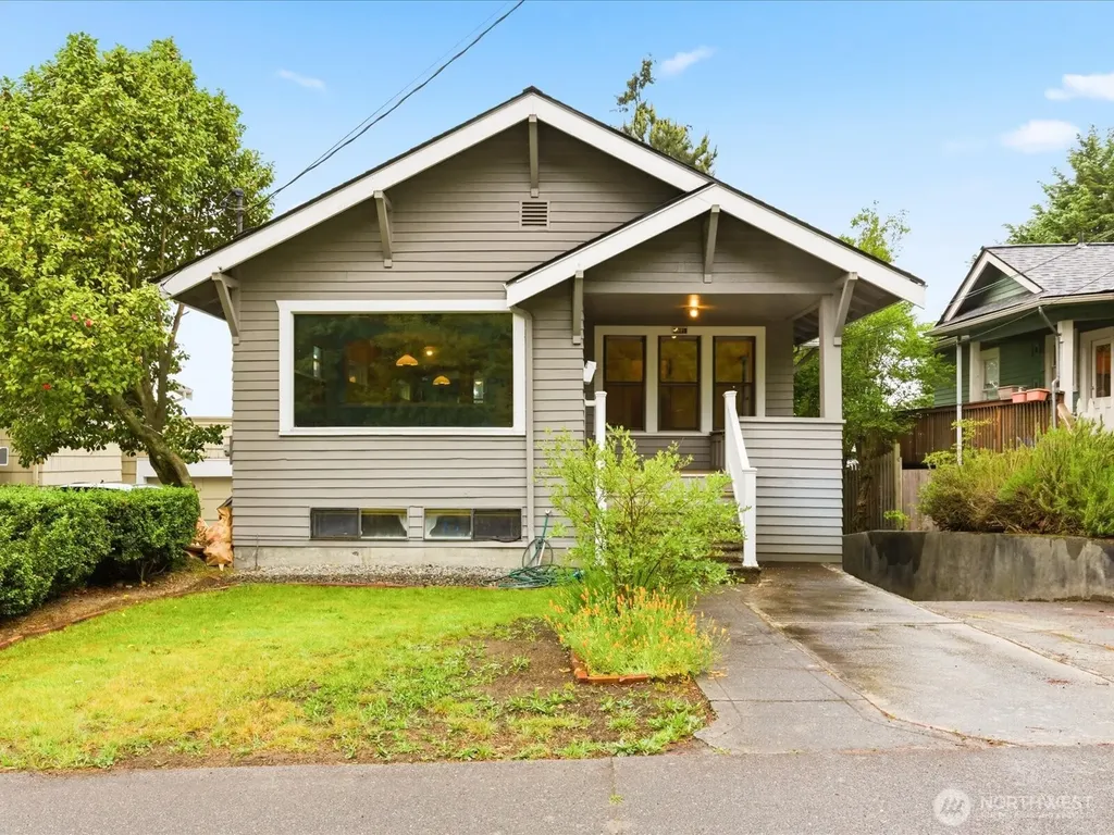 5821 3rd Avenue NW Seattle WA 98107