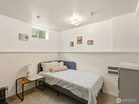 5821 3rd Avenue NW Seattle WA 98107