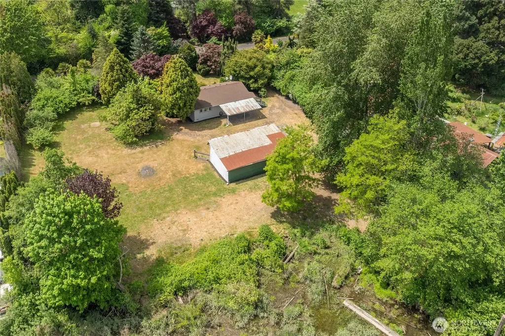 369 E Birnie Slough Road Cathlamet WA 98612