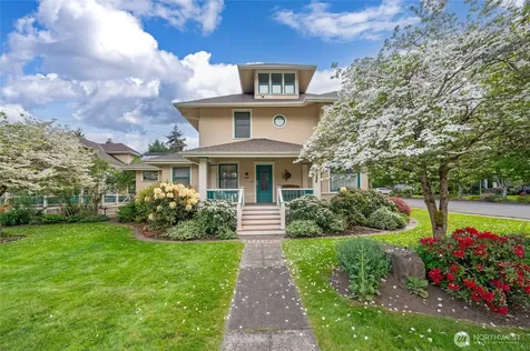 10425 E Riverside Drive Bothell WA 98011