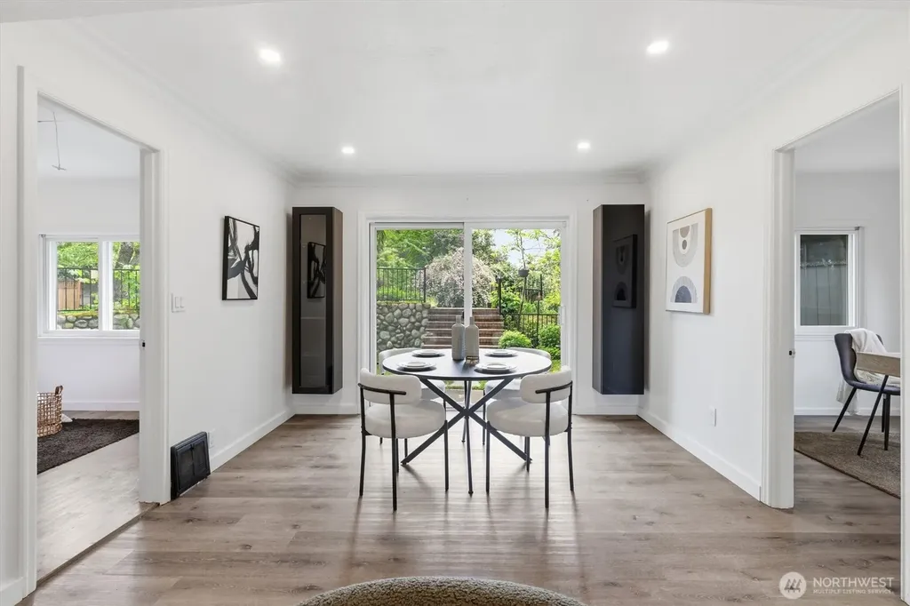 1027 S 124th Street Seattle WA 98168