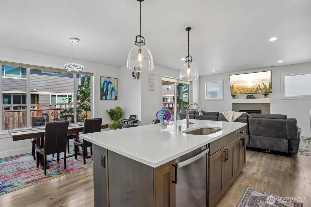 22862 Birch Avenue SE Black Diamond WA 98010