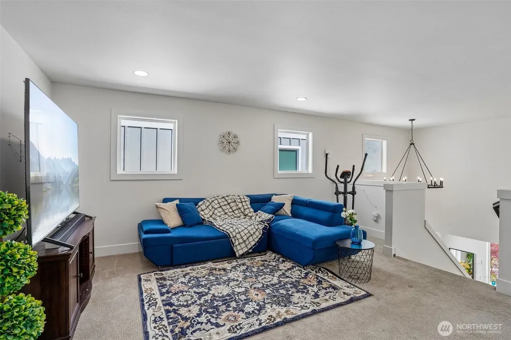 22862 Birch Avenue SE Black Diamond WA 98010