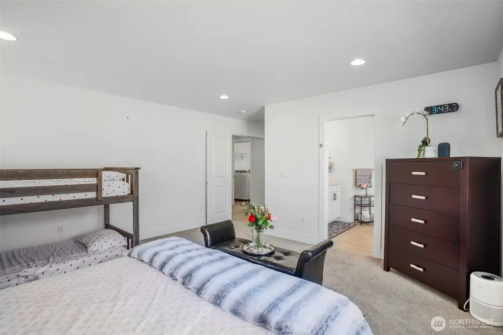 22862 Birch Avenue SE Black Diamond WA 98010