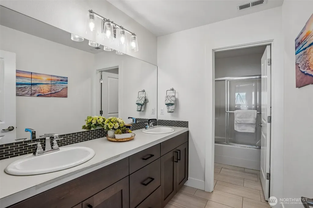 22862 Birch Avenue SE Black Diamond WA 98010