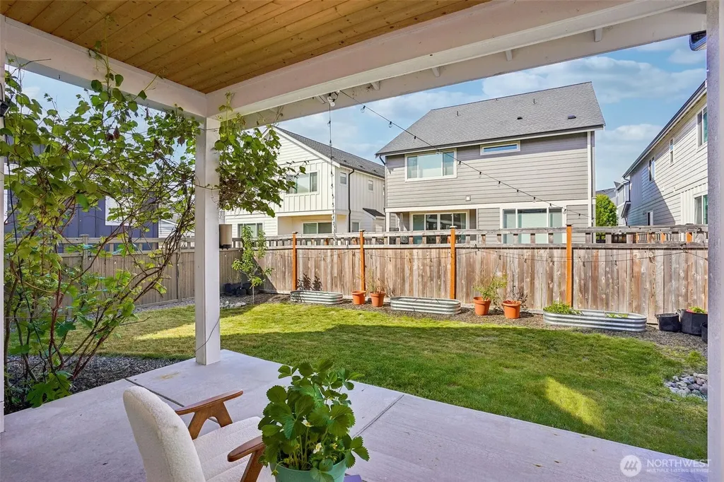22862 Birch Avenue SE Black Diamond WA 98010