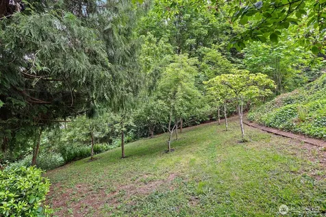 5300 235th Avenue SE Issaquah WA 98029