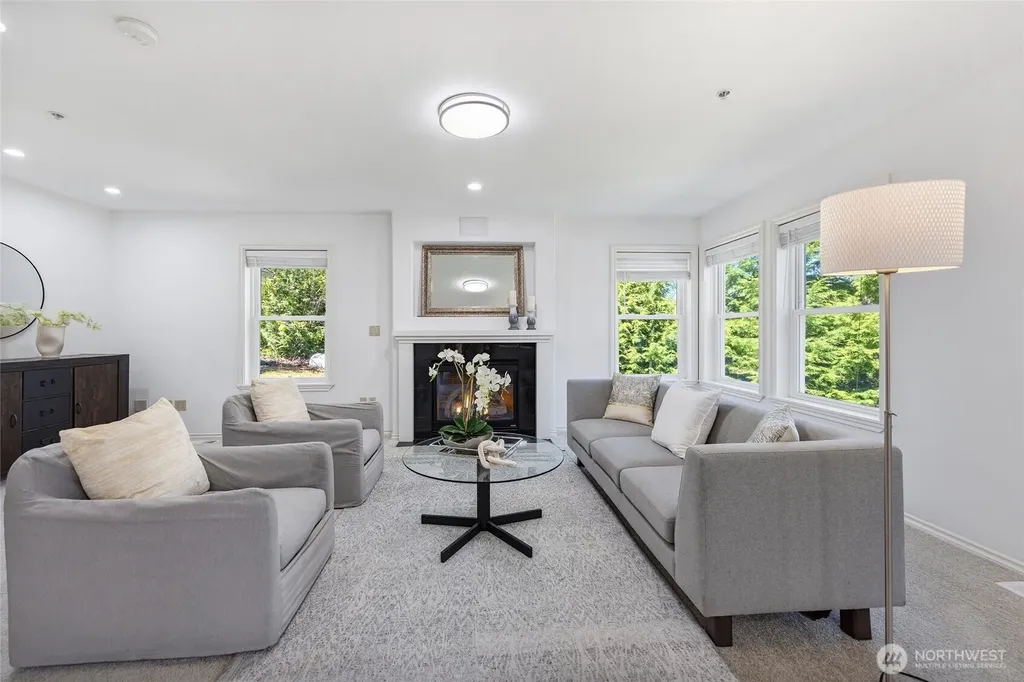 23410 SE 160th Place Issaquah WA 98027