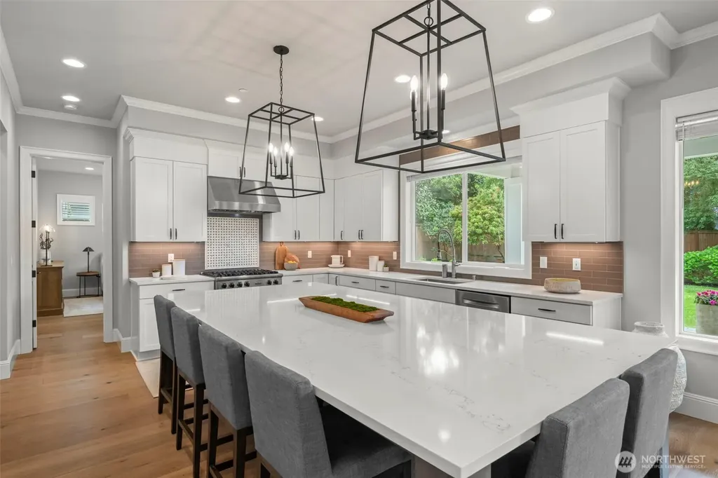 10425 NE 112th Street Kirkland WA 98033