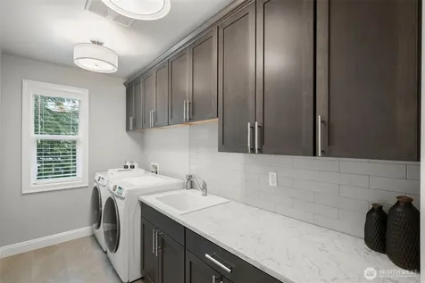 10425 NE 112th Street Kirkland WA 98033